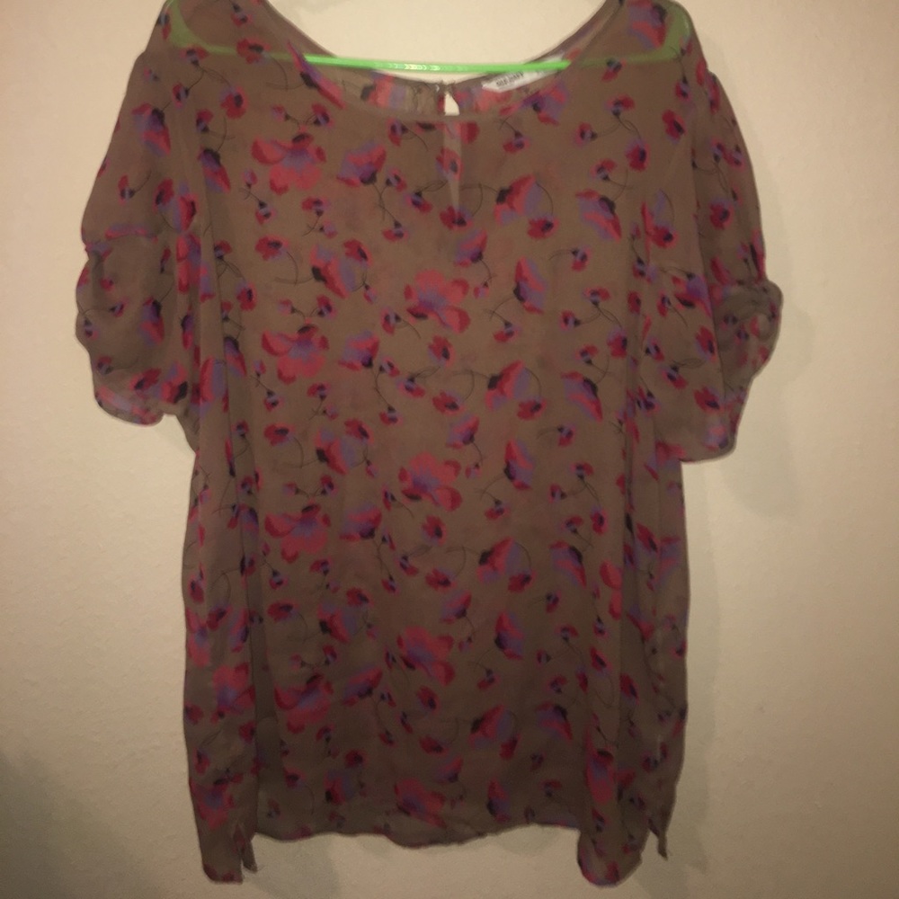 Old navy floral blouse